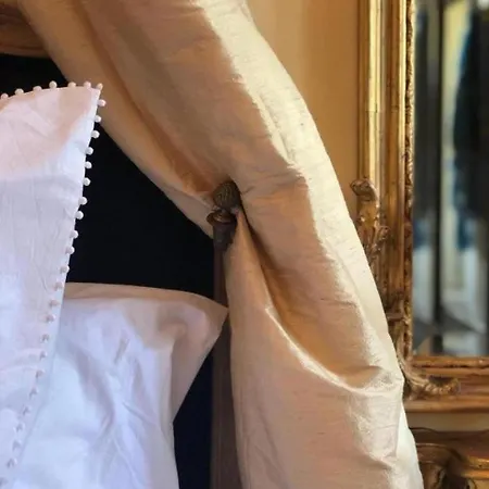 بيت للعطل Chateau De Thuries *