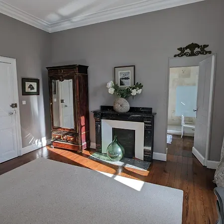 بيت للعطل Chateau De Thuries ريفيل