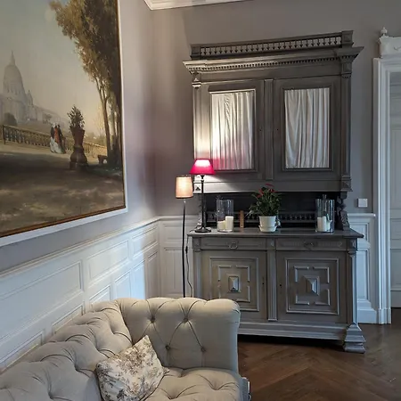 Chateau De Thuries * ريفيل