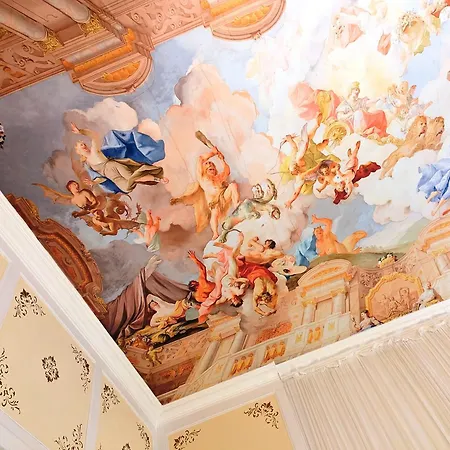 بيت للعطل Chateau De Thuries *