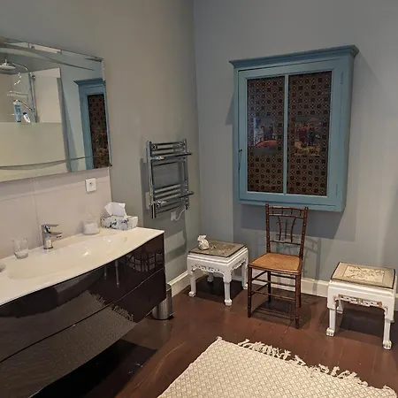 Chateau De Thuries Ferienhaus